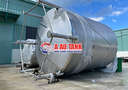 Thi công lắp đặt bồn chứa công nghiệp tại nhà máy khách hàng – Giải pháp tối ưu cho lưu trữ và sản xuất