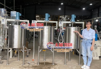 Máy sản xuất bồn khuấy dầu gội 200 lít