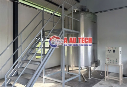 Bồn khuấy kết hợp sàn thao tác nâng cao hiệu quả sản xuất