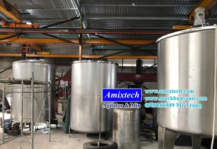 Bồn khuấy trộn công nghiệp Á Âu