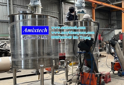 Bồn khuấy phân bón 500 lít