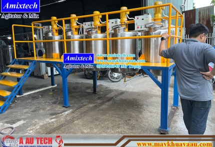 Bồn khuấy sơn lắp trên sàn thao tác