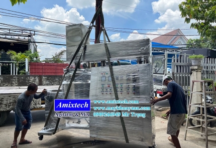 Bồn nhũ hóa mỹ phẩm hút chân không