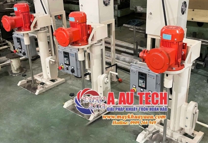Máy Khuấy Trộn Hóa Chất Công Nghiệp: Giải Pháp Tối Ưu Cho Quy Trình Sản Xuất