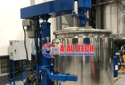 Máy khuấy dầu nhớt 2000 lít – Giải pháp hiện đại cho ngành công nghiệp bôi trơn