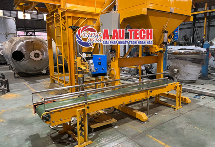 Máy Trộn Cân May Bao Tự Động 2 Tầng – Giải Pháp Trộn & Đóng Bao Hiệu Quả Cho Nhà Máy Hiện Đại