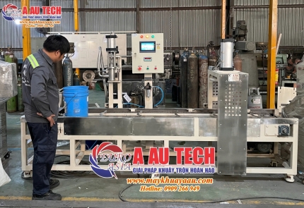 Máy chiết rót đóng nắp sơn tự động thùng 18 lít