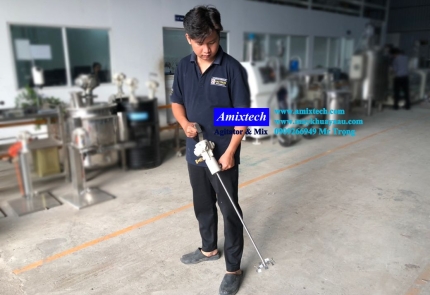 Máy khuấy trộn khí nén cầm tay AT-04