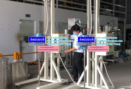 Máy khuấy hóa chất nâng hạ bằng điện 200 lít