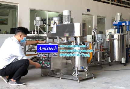 Máy khuấy trộn hút chân không