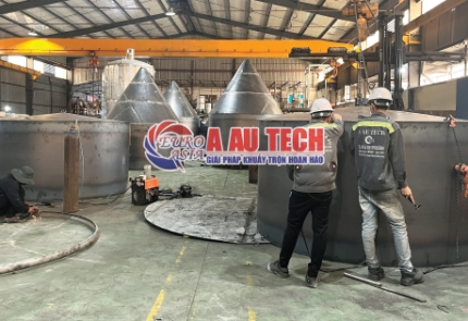 Hoạt động sản xuất bồn chứa, silo công nghiệp tại Á Âu