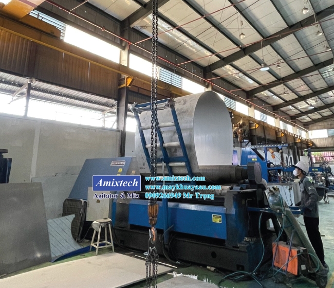 Gia công bồn bằng máy lóc CNC