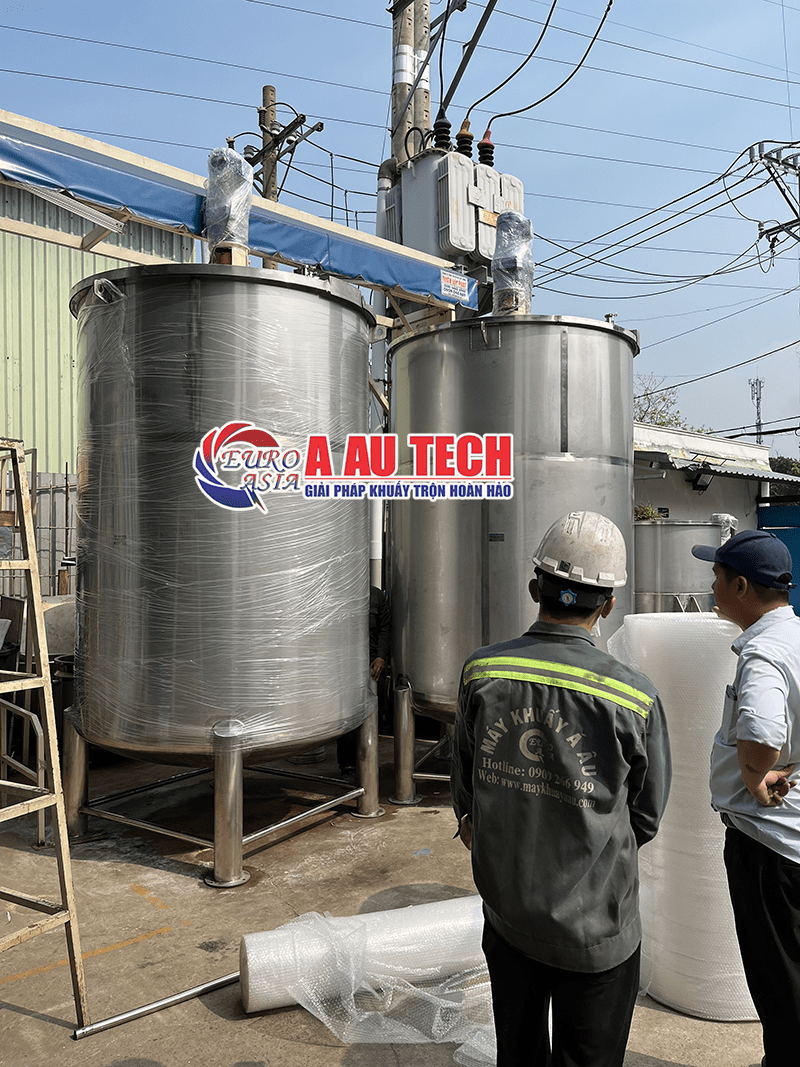 bồn khuấy 5000 lít khuấy phụ gia