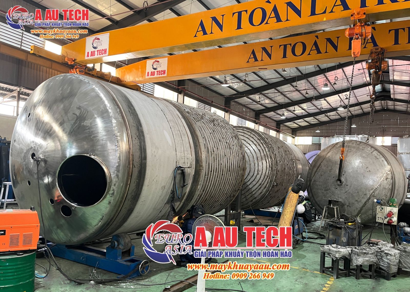 bồn khuấy công nghiệp 12 khối 4