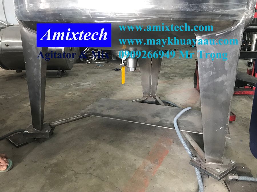 đáy bồn chứa sơn định lượng