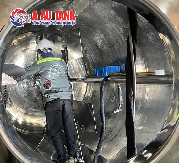 gia công bồn khuấy 5