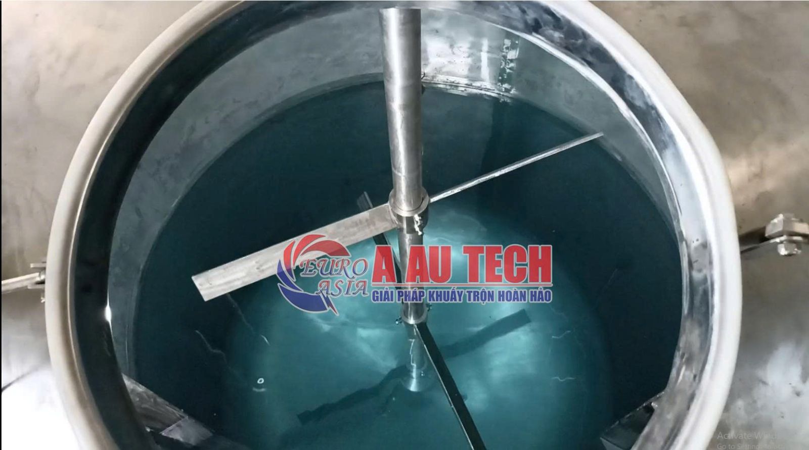 cánh khuấy chất tẩy rửa