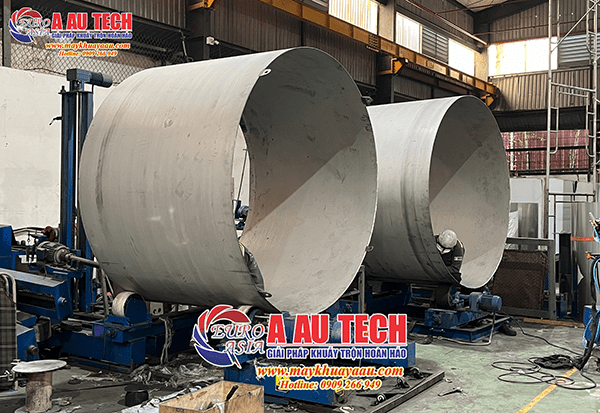 gia công bồn khuấy 2