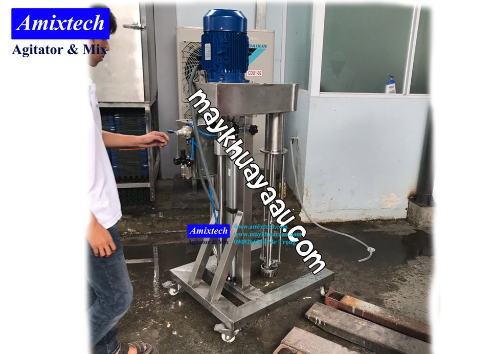 máy nhũ hóa mỹ phẩm 100 lít