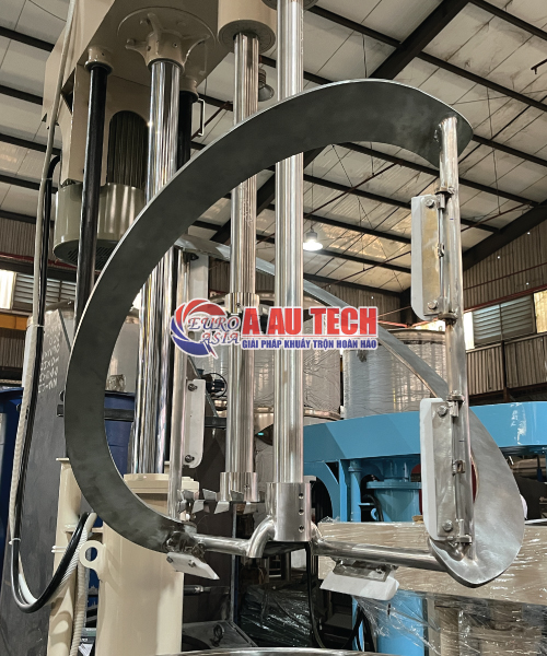 Máy khuấy 2 trục có cánh quét 