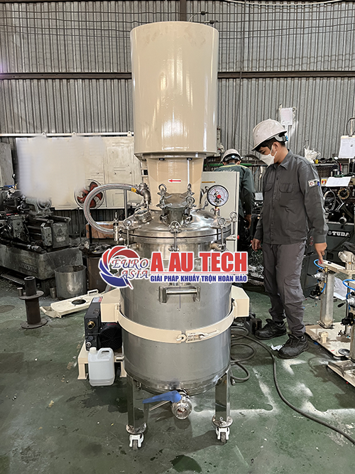 máy khuấy trộn hút chân không