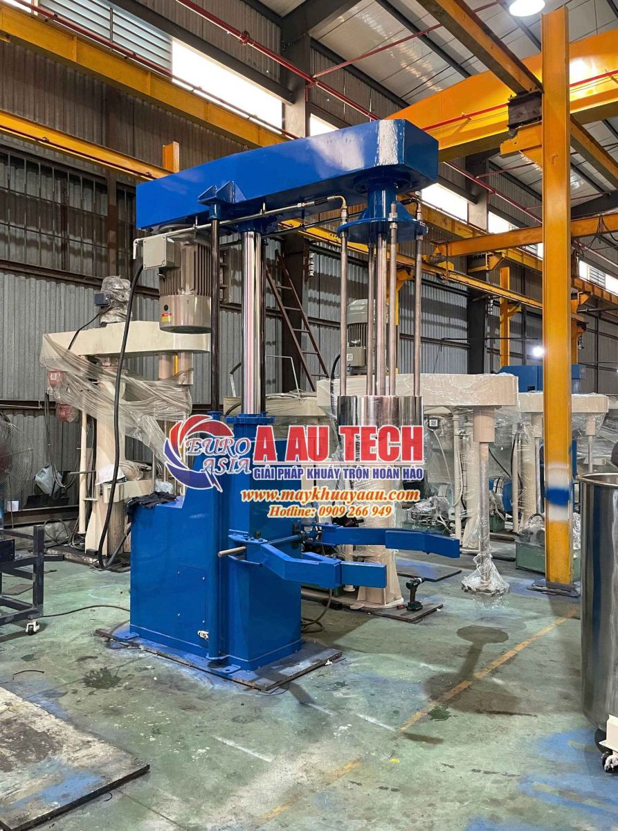 máy nghiền sơn kèm bồn chứa 500kg 2