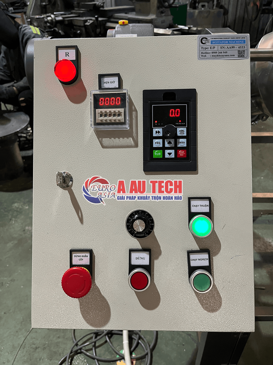 tủ điều khiển