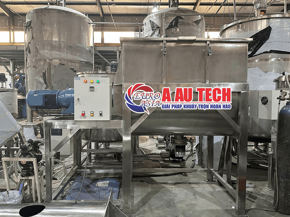 máy trộn phân bón 1 tấn