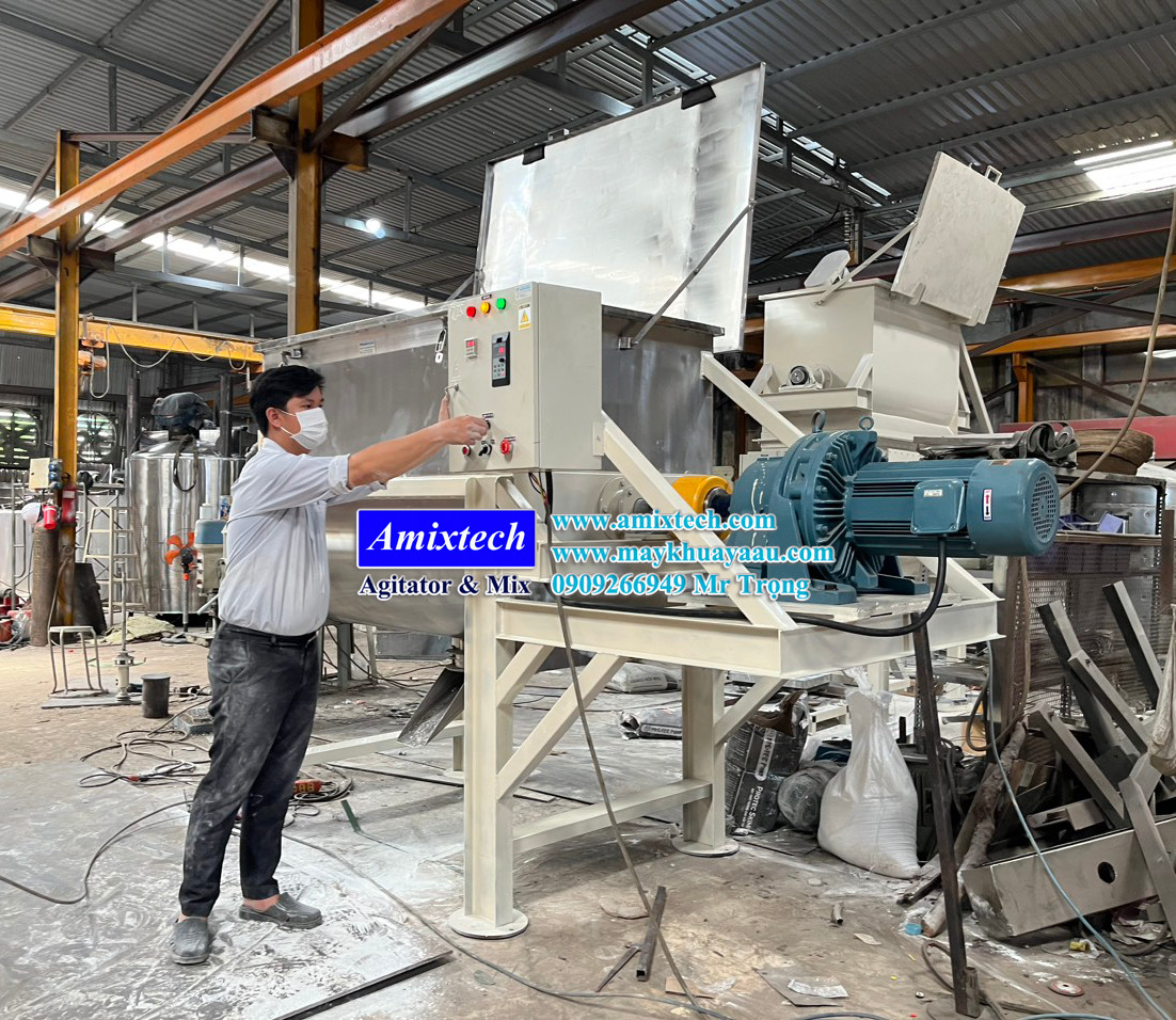 may tron bot kho nam ngang 1000kg