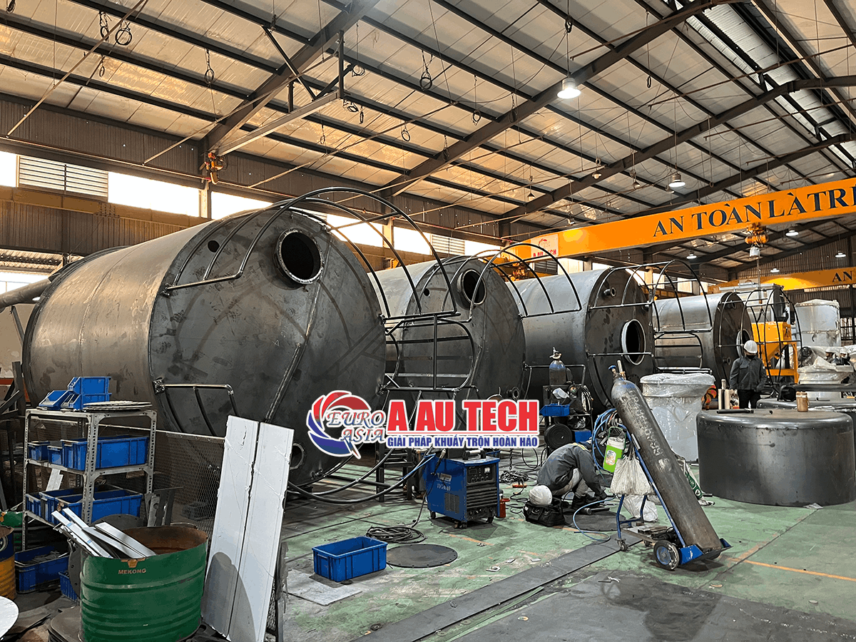 silo chứa xi măng